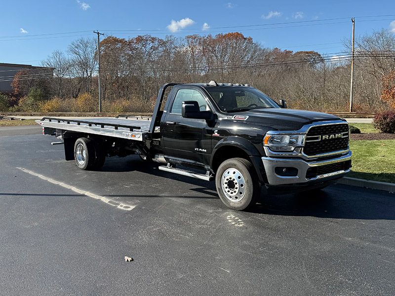 2024 Ram 5500 (Key# 1986) 1